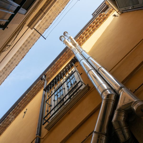Raccordement de fours professionnels et conduits de laverie par SOS Ramonage